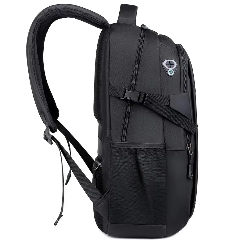 Zaino per laptop da 15,6 pollici con porta di ricarica USB e porte riservate per cuffie 2025 Nuovo weekender Business Escursionismo Zaino casual