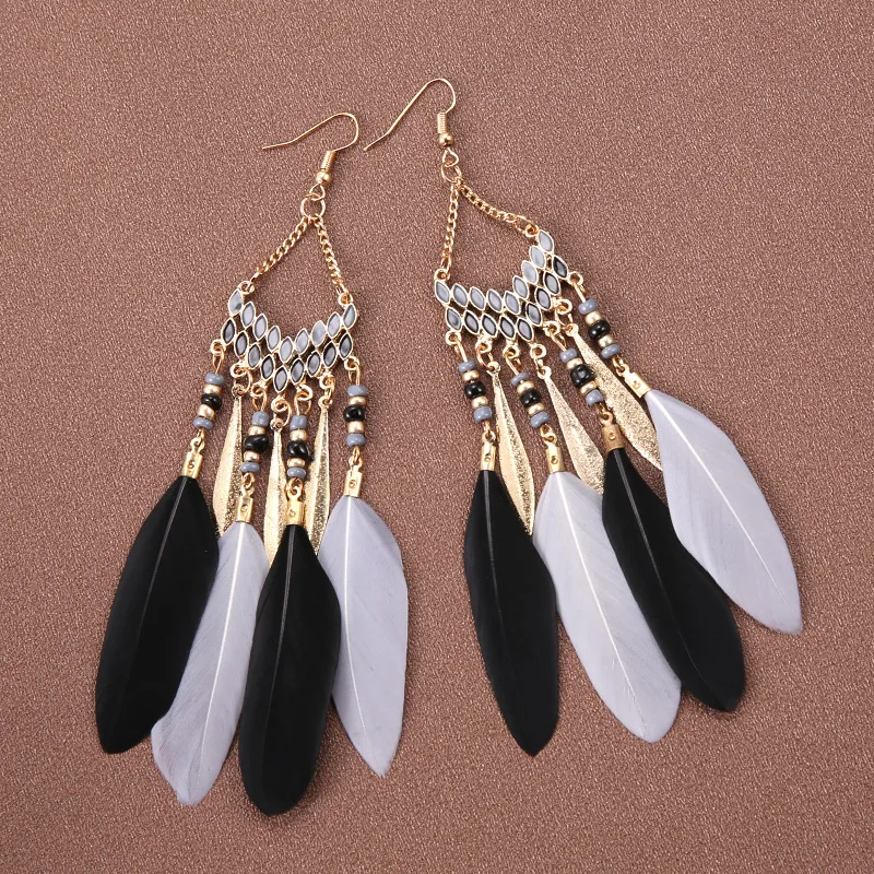 Boucles d'oreilles ethniques rétro pour femmes, perles arc-en-ciel, pompons en plumes, boucles d'oreilles pendantes, cerceau d'oreille Boho creux, accessoires de bijoux féminins