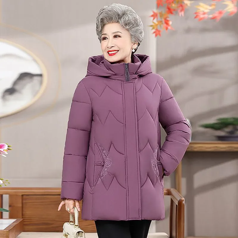 Giacca invernale in cotone della nonna Cappotto femminile Moda con cappuccio Spessa tuta sportiva calda in pile Fiori ricamati Parka da donna