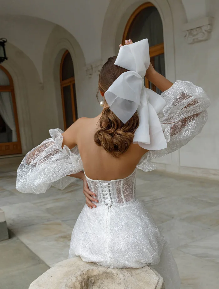 Abito da sposa in Tulle di pizzo con colletto a cuore per donna abito da sposa pieghettato a trapezio senza schienale con maniche a sbuffo rimovibili