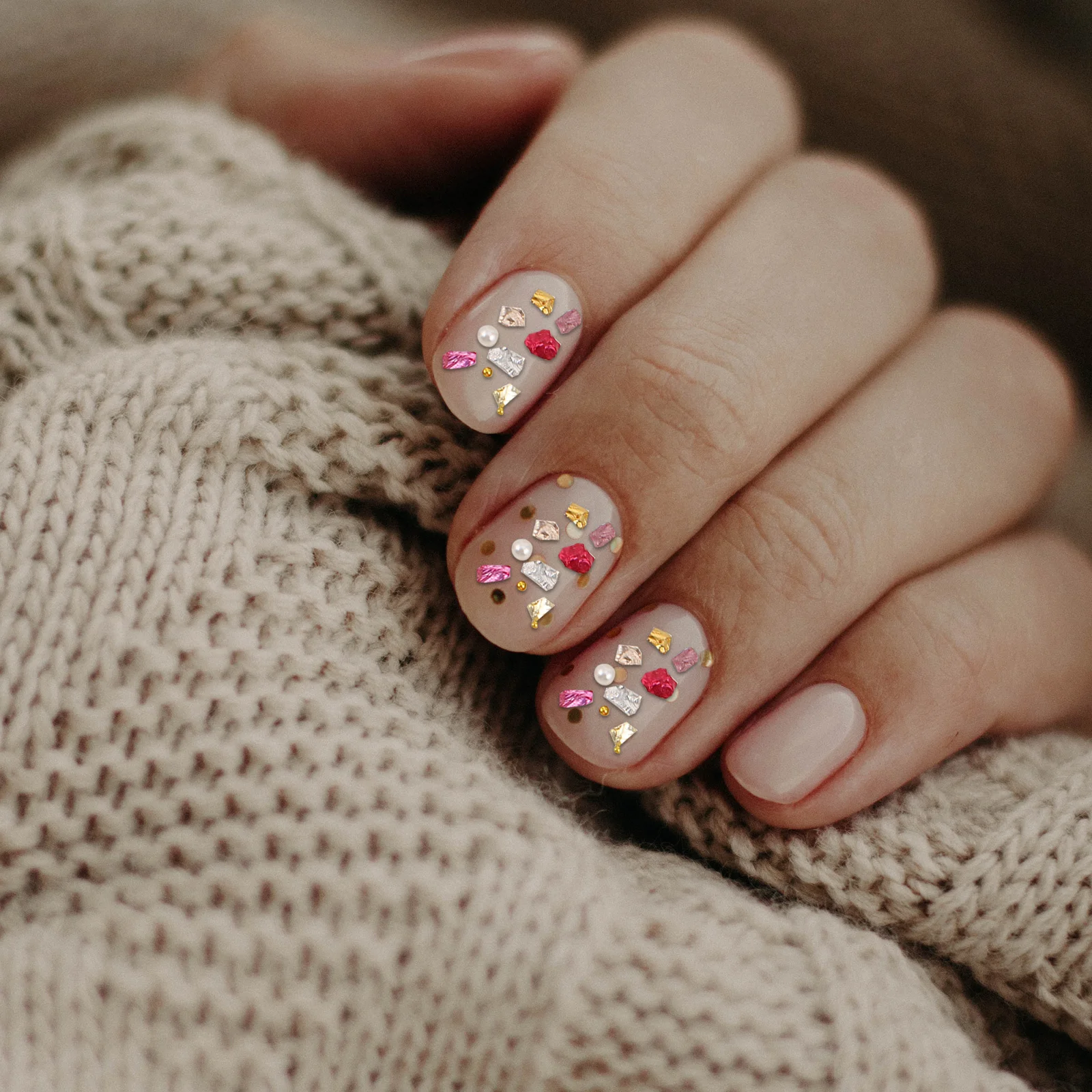 

Multicolor Nail Gems Charms Irregular Crushed Stone Rhinestones Flatback Mini Pearls For Nail Art Manicure Glitter Flakes