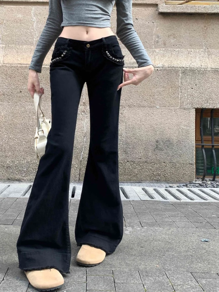 2025 Ropa Y2K Mode Schwarz Niet Design Schlank Low Rise frauen Ausgestellte Jeans Hosen Für Frau Kleidung Luxus Baumwolle lange Hosen