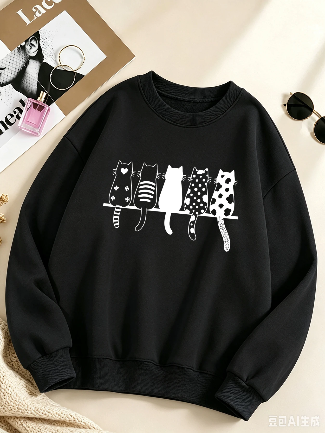 Süßes Herz-Katzen-Skizzen-Print-Sweatshirt für Damen, modisches O-Neck-Oberteil, Fleece-Herbstpullover, lässige, übergroße Sportbekleidung – Detail 14