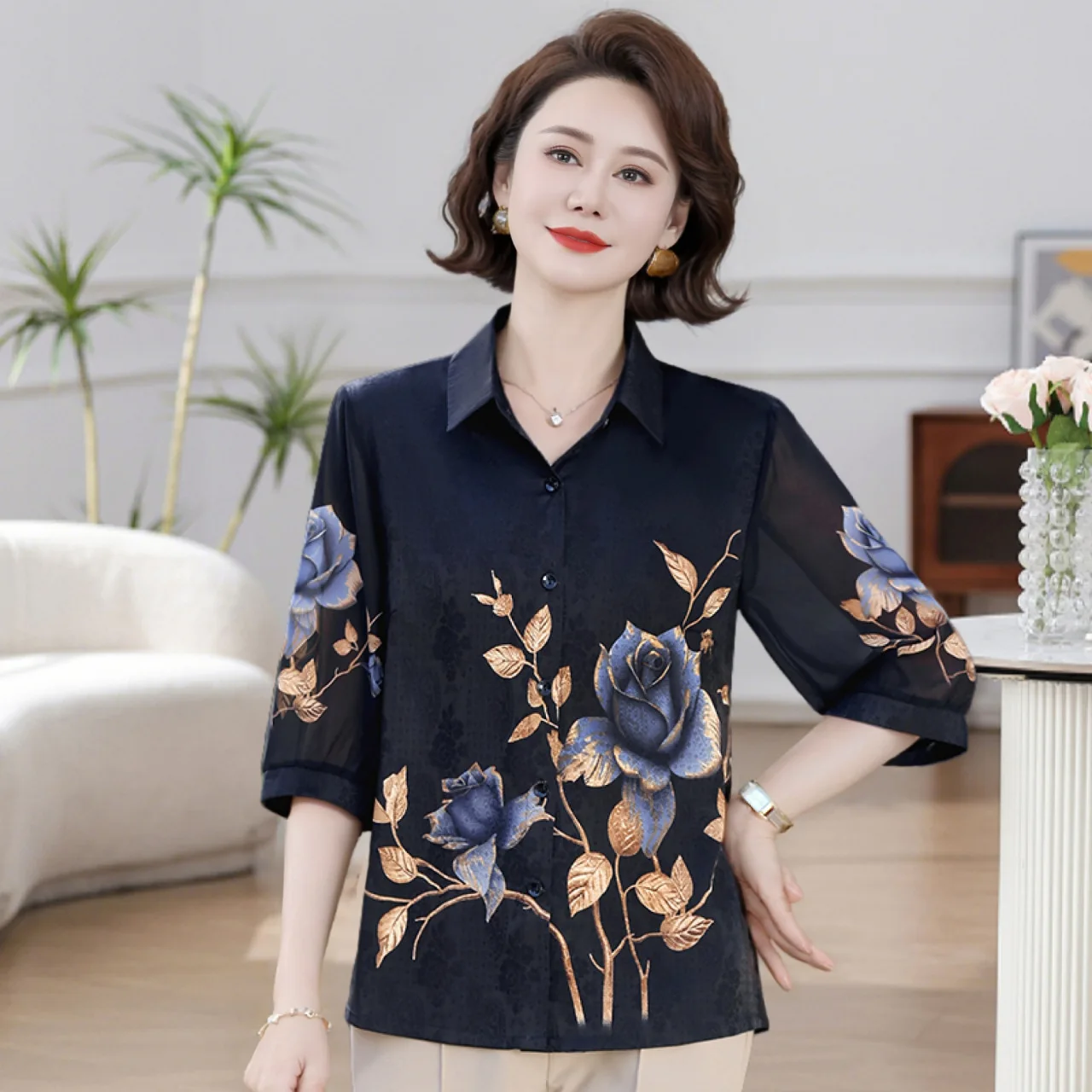 

Casual Mom's Chiffon Blouse for Middle-aged and Elderly Women's Summer Fashion New Style Elegant and Stylish Loose Top