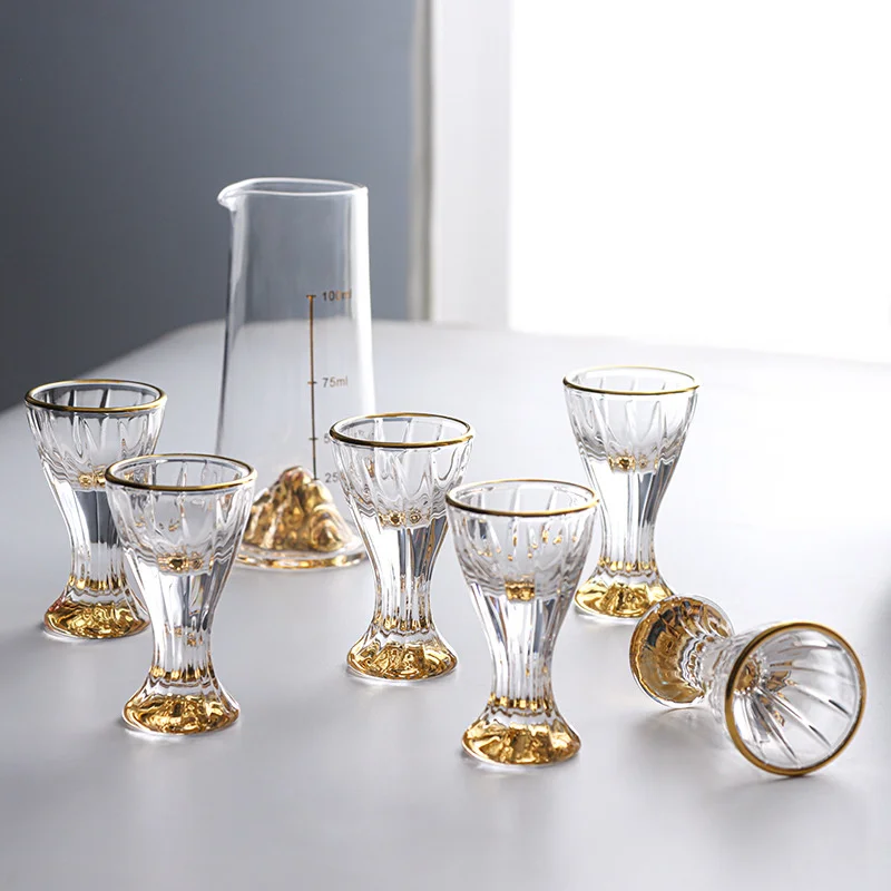 

7 Pcs Lot Gloden Mountain Shot Glasses Set Luxury Crystal Spirits Baijiu Wineset 1 Separator 6 Cup Strong Drink Shochu Wineglass
