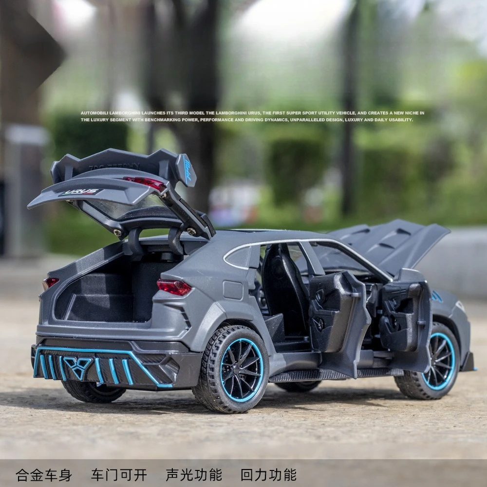 مقياس 1:32 أوروس سيان نموذج اللعب سبيكة دييكاست سيارات مع ضوء الصوت التراجع الإطارات المطاطية المركبات المعدنية جمع الهوايات هدية