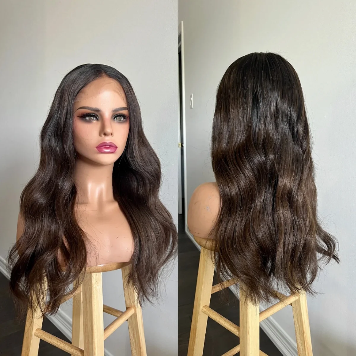 

Темно-коричневый волнистый синтетический парик для чернокожих женщин, длинный кружевной топ, предварительно выщипанный бесклеевой стиль, Прямая продажа с фабрики, дешевая распродажа