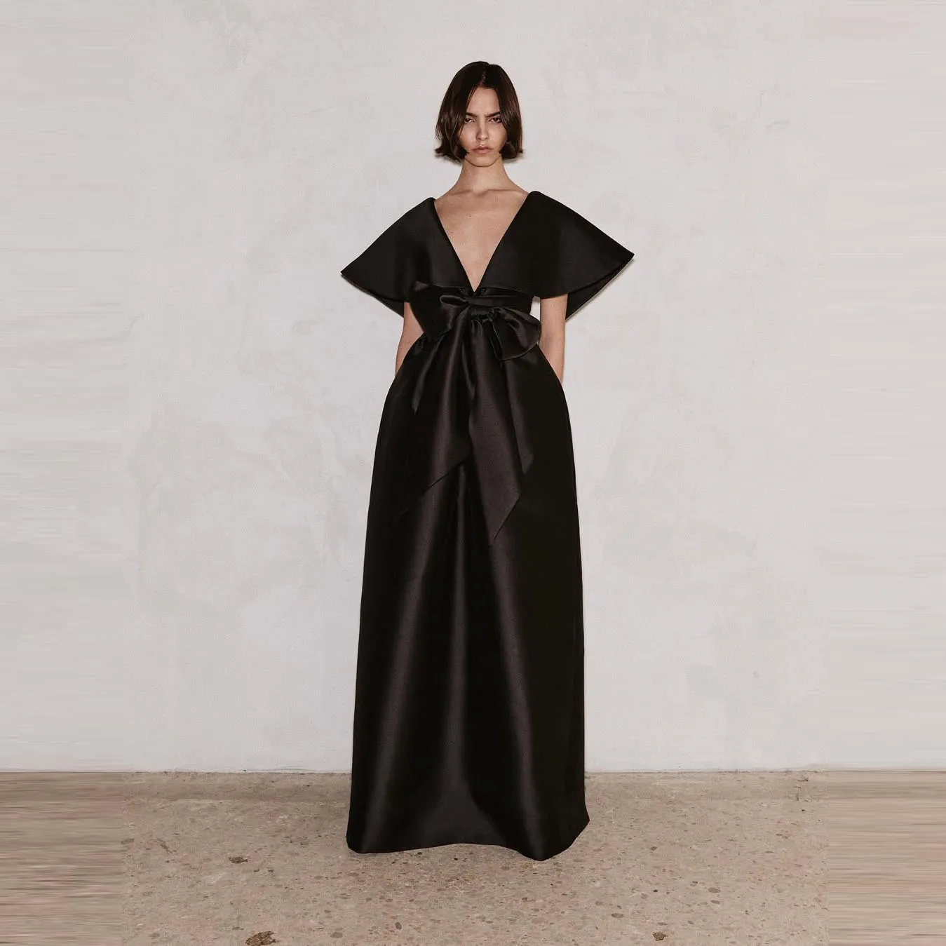 Women's Black Silk Satin Long Dress with Wide Sleeves and Bow Detail for Formal Occasions Party Evening Gown Fashionable Design