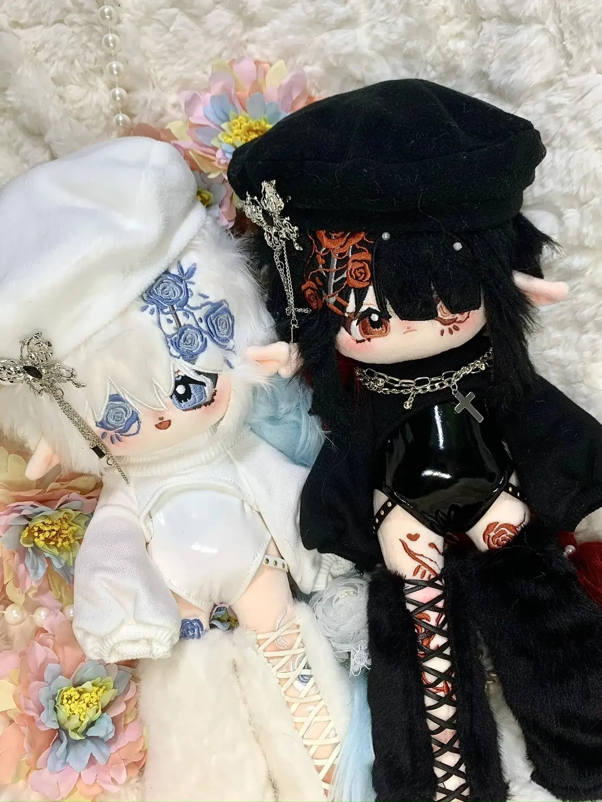 Anime No attributes Monster Red Blue Roses Stuffed 30cm Plushie Cotton Plush Doll Body Anime Figure Toy For Kids Gifts Cosplay