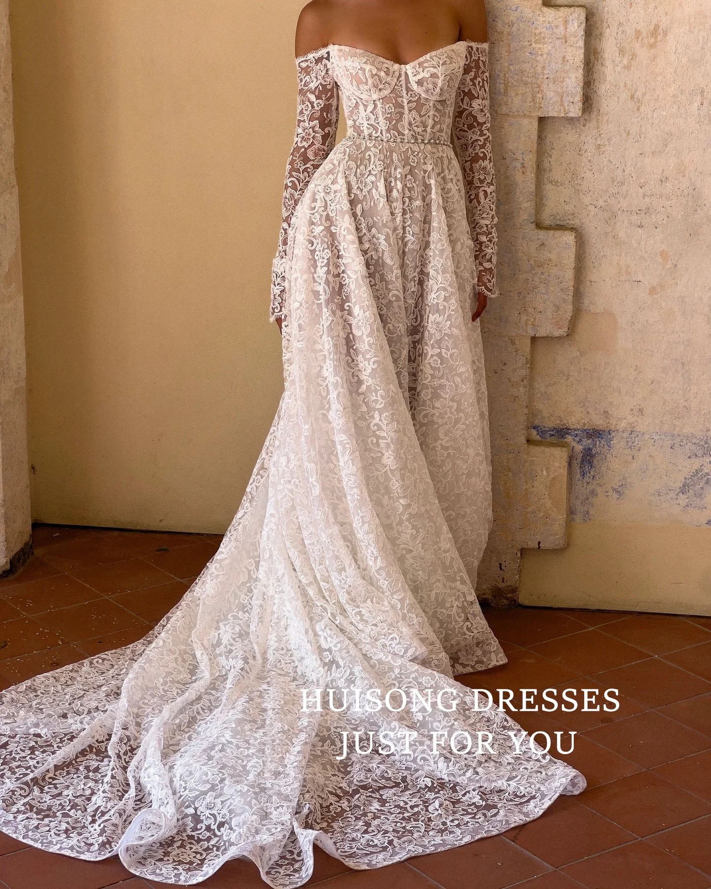 HUISONG Customized Lace Appliques Long Sleeves Wedding Dresses Boho Bride Gown A-Line Beach Wedding Dress שמלות כלה