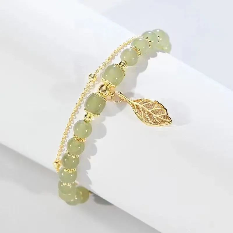 翡翠ブレスレット 薄緑色ひすい本翡翠ジェダイト約13mm弱天然石ブレスレット魔法の石
