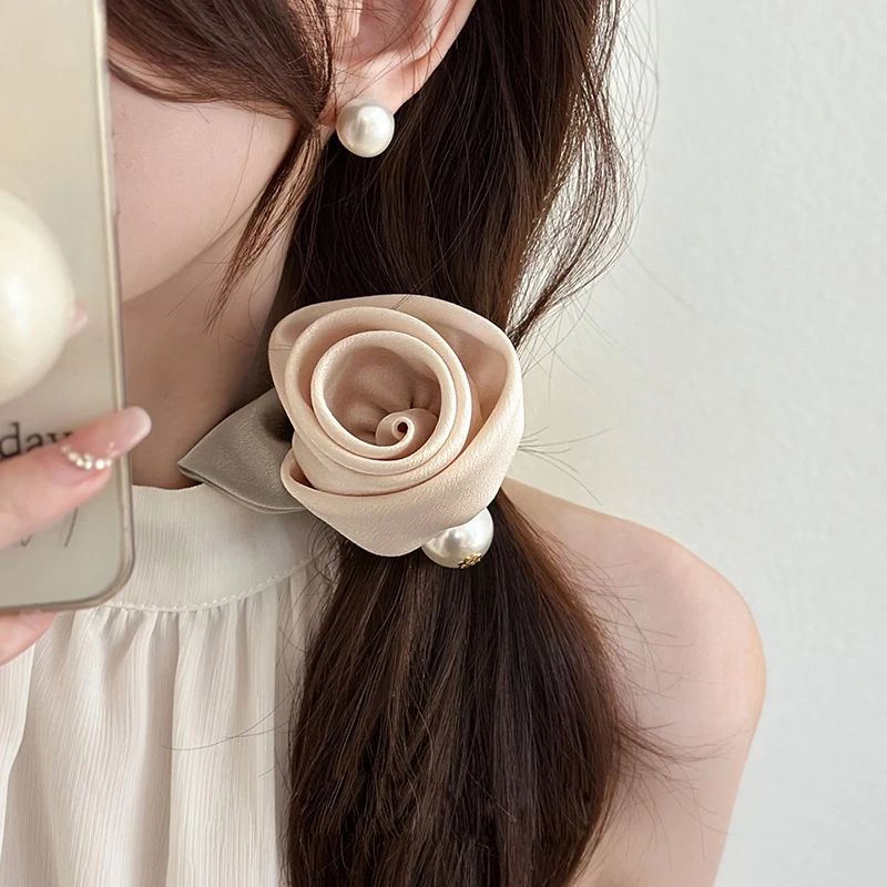 Women Elegant Silk Rose Flower Pearl Elastics Hair Band Beatiful Scrunchies Hair Ties Ladies Ponytail Holder Hair Accessories