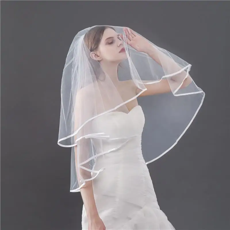 Fashion Tulle Bridal Accessories Wedding Veil Ribbon Edge 2 Tiers Bridal Veils With Comb