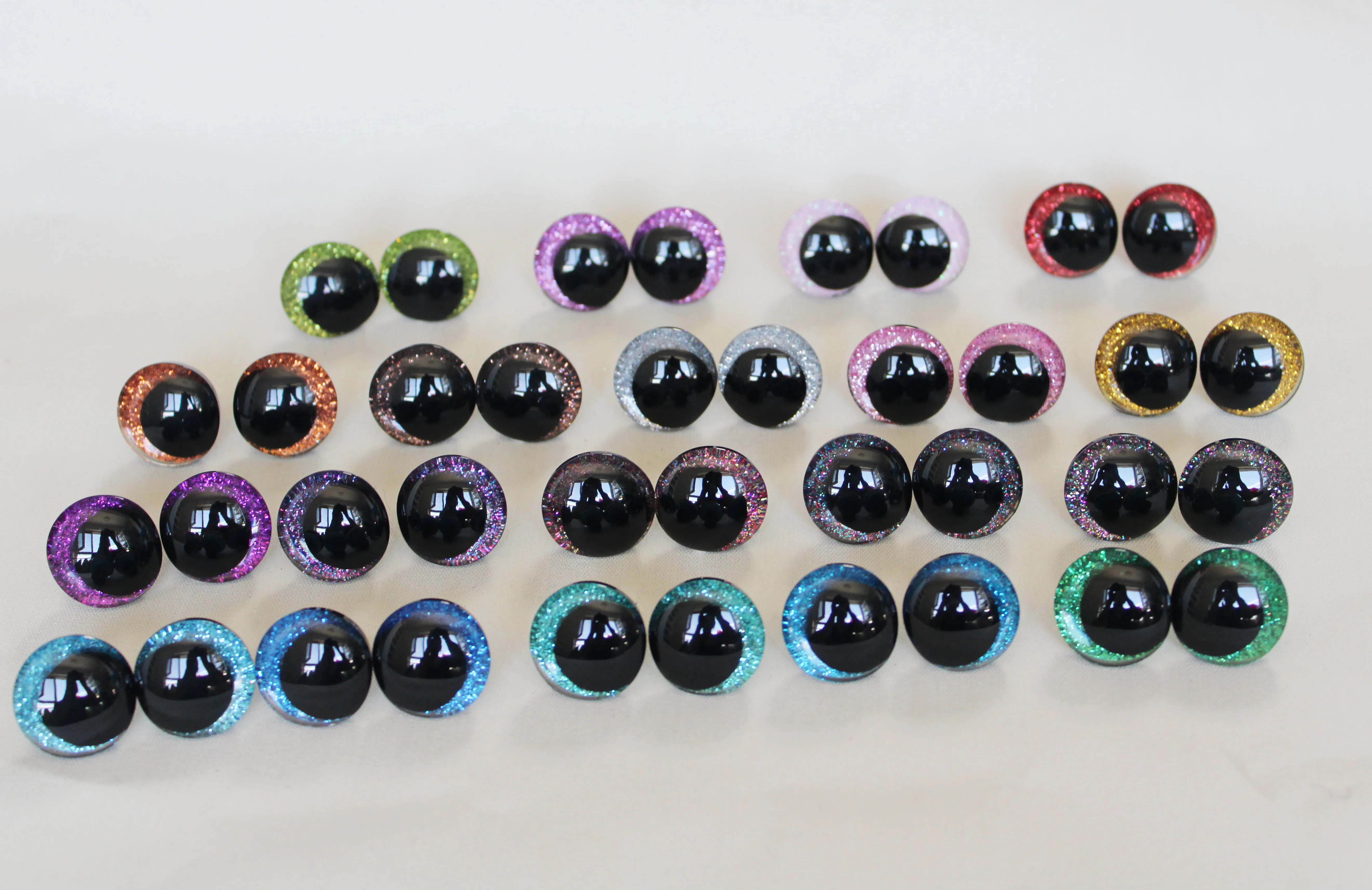 100 Stks/partij 12Mm 14Mm 16Mm 18Mm 20Mm 25Mm 30Mm Komische 3d Glitter Speelgoed Ogen Grappige Pop Ogen Met Wasmachine Voor Pluche Ambacht-N19