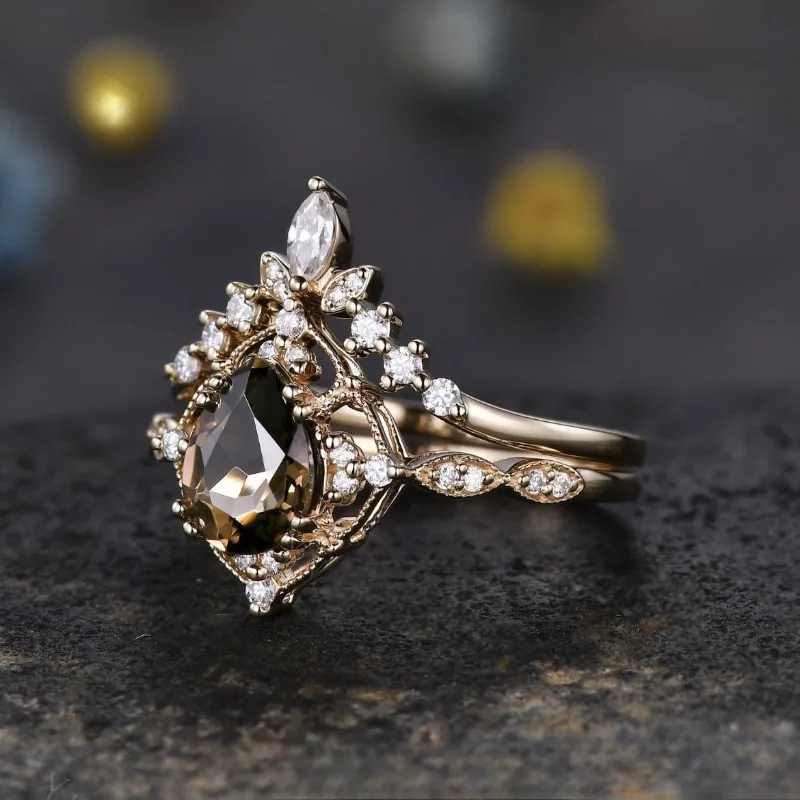 New European and American retro style champagne zircon inlaid luxury two-piece women\'s ring set
