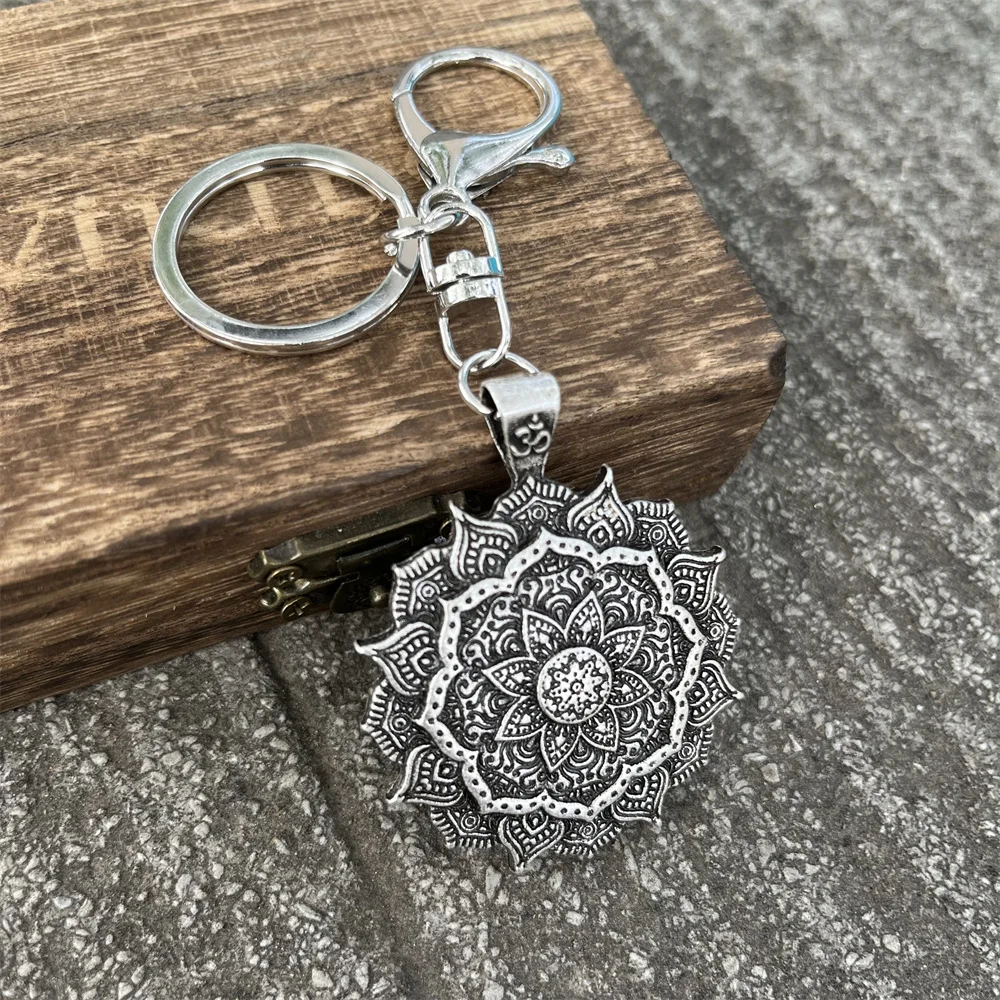 Retro OM Yoga Lotus Flower Keychain Vintage Gothic Key Accessories Holder Indian Jewelry