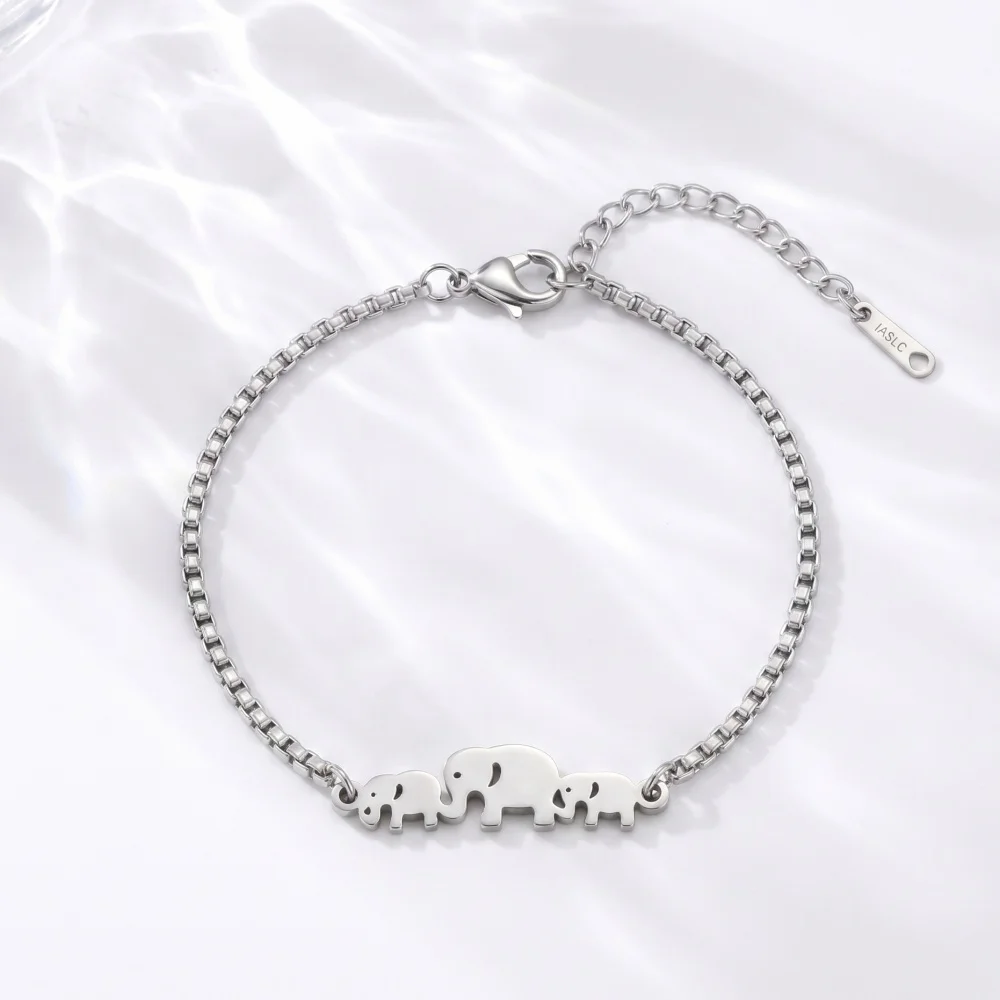 Hot selling stainless steel elephant bracelet women's Korean version simple animal accessories cartoon elephant bracelet versati
