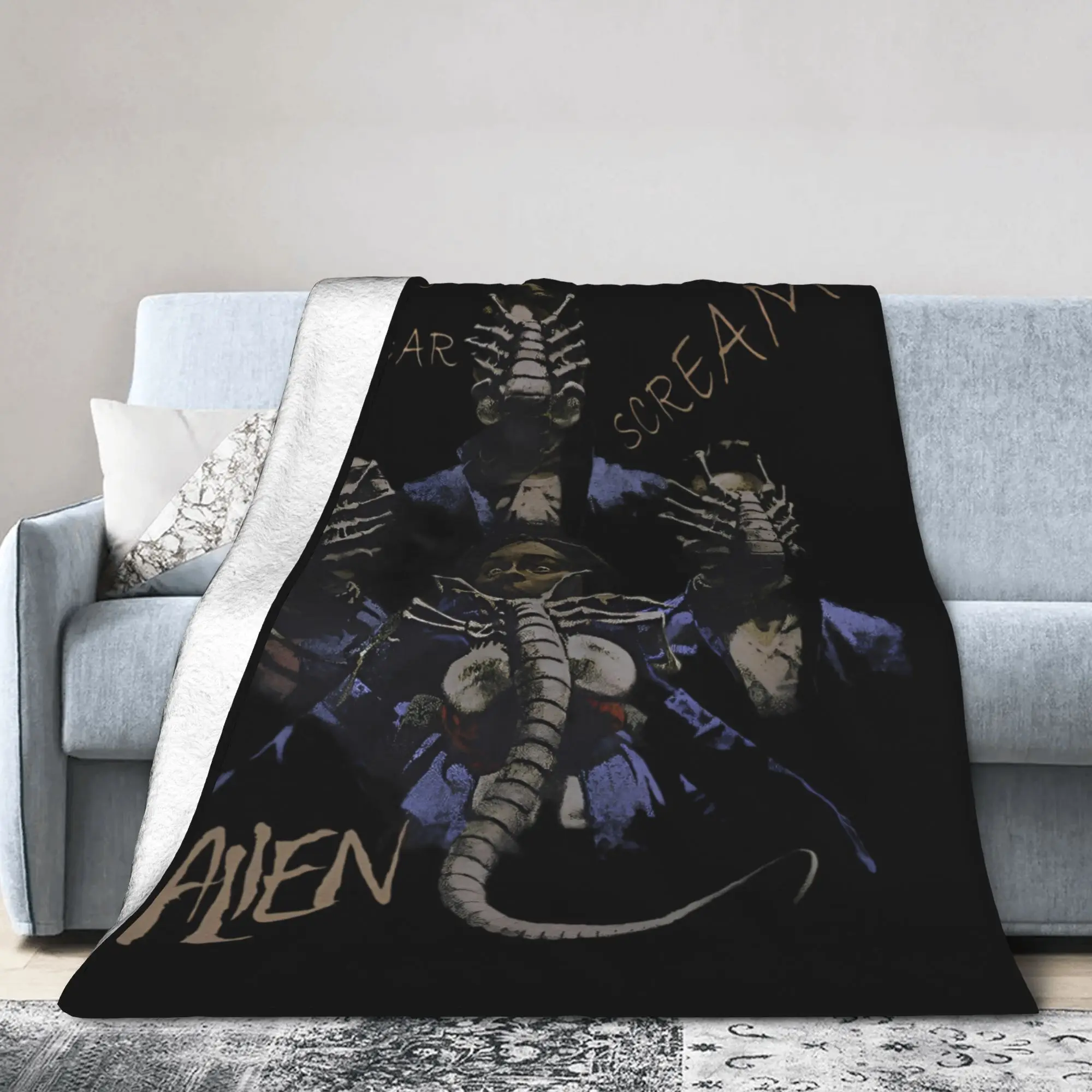 

Aliens Earth 2025 Flannel Blankets No One Can Hear You Vintage Throw Blankets for Bedspreads 200x150cm Lightweight