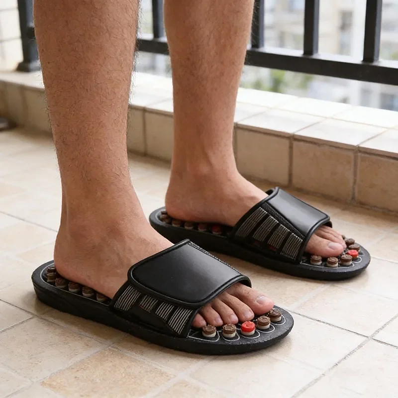 

1 пара тапочек под давлением, размер 38-45, летние нескользящие сандалии для ванной комнаты, удобная и здоровая домашняя домашняя обувь