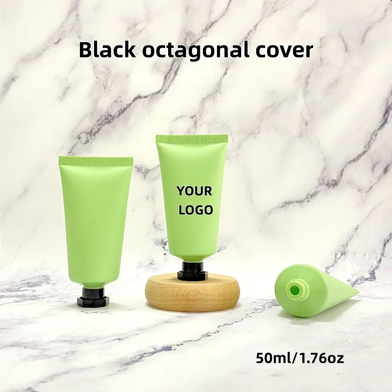 

【Логотип на заказ】50 шт. по индивидуальному заказу, 50 мл, черная/белая восьмиугольная крышка, зеленая трубка матча, профессиональный упаковочный материал для красоты