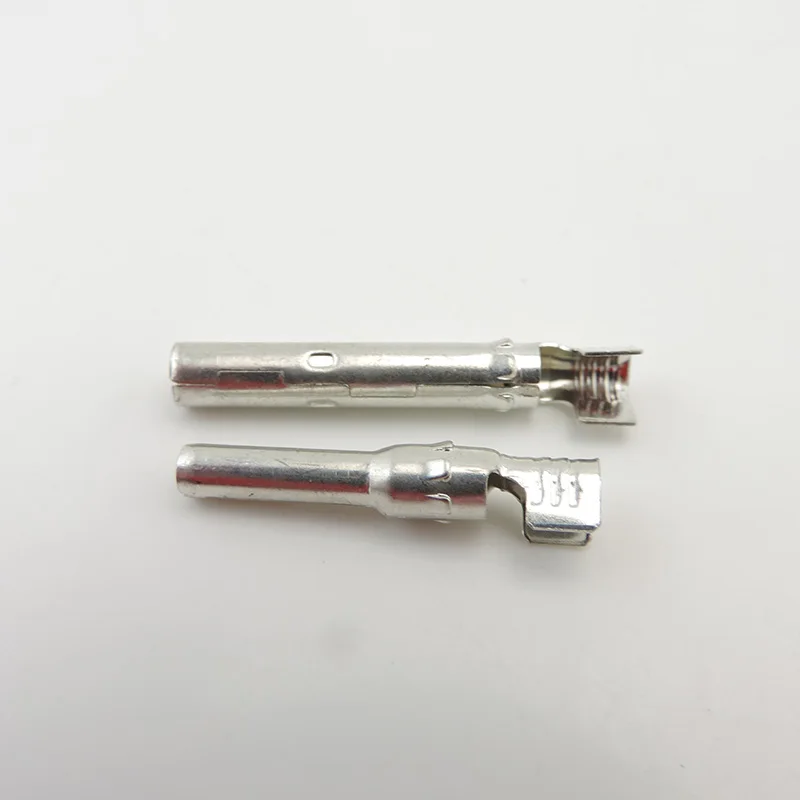 Solar Male Female Connector Inside Metal Core for Cable Connect Solar Panel IP65 Waterproof