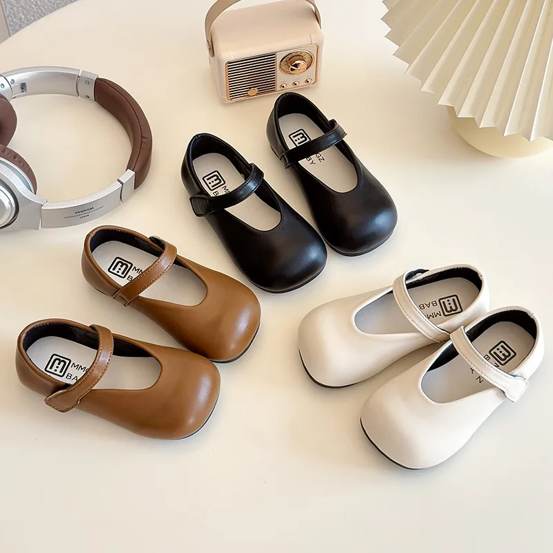 

Girls Spring Summer Sandals Womans Fashion Versatility Pearl Velcro Shoes Child Solid Color Soft Soled Non-slip Square Toe Shoes