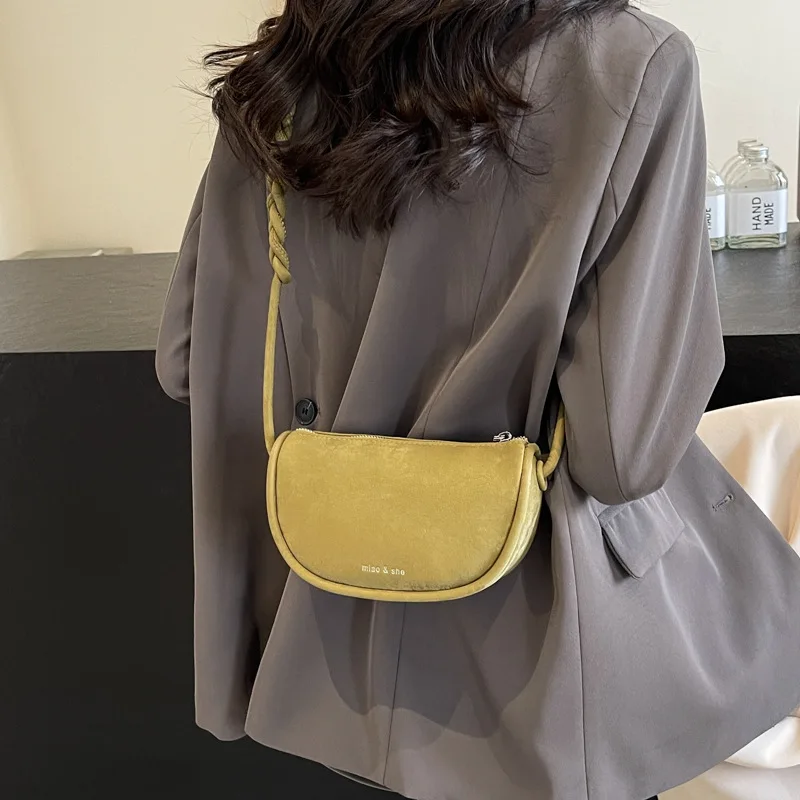 2024 New Women Shoulder Bag High-Grade Sense Soft Leather Zipper Small Underarm Bag Lady Summer Casual Versatile Handbag