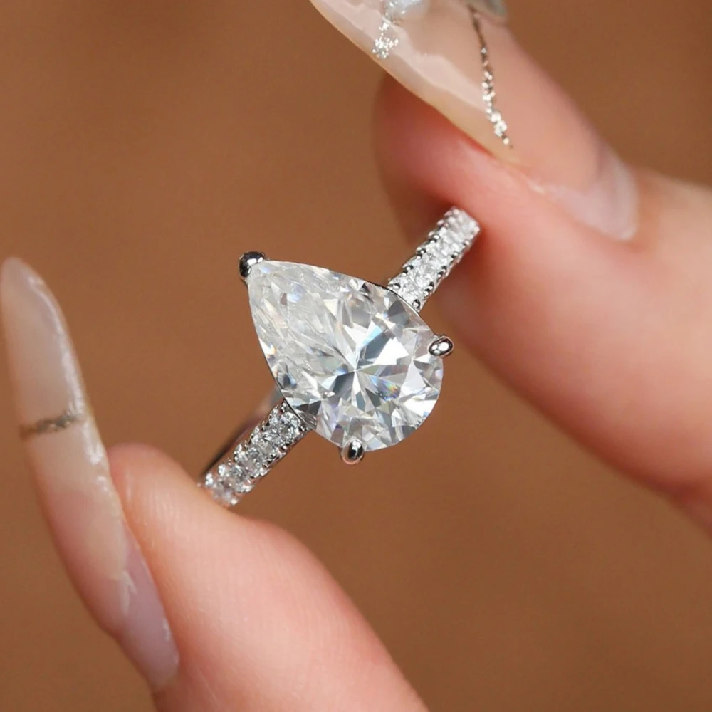 2CT Oval‑Cut Waterdrop Moissanite Engagement Ring for Women,925 Sterling Silver Lab‑Created Diamond‑Style Wedding Band,Fine Jewelry for Daily Wedding Party Occasion,Anniversary Holiday Gift Accessories