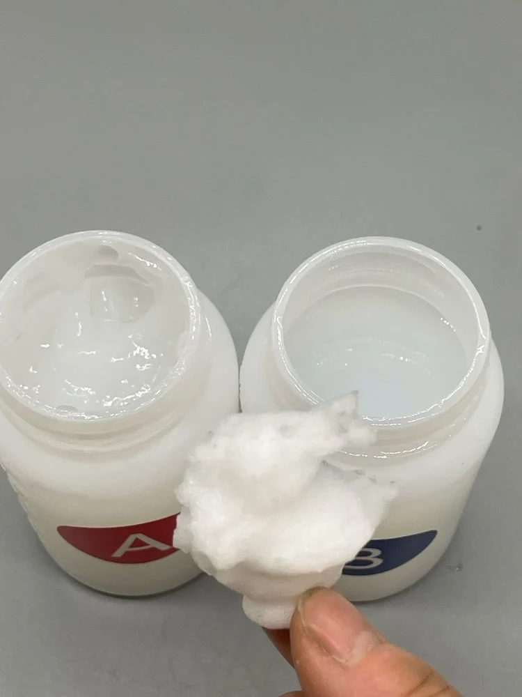 

1000gram Two Component Liquid Foam Silicone for Soft Sofa/air Seats/filling Materials/sponge Making