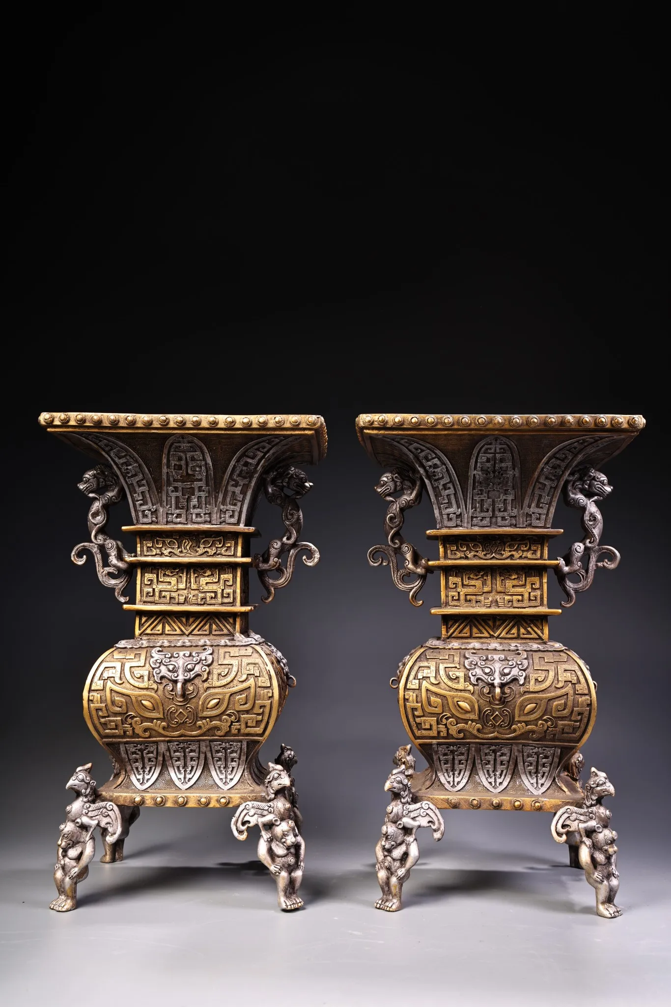 

13"Tibetan Temple Collection Old Bronze Gilded Painted High Relief Lion statue ears Peacock Base Vase Fang Zun Worship Hall