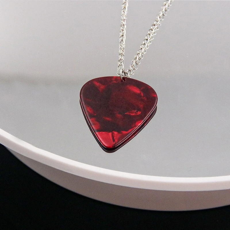 Unique Season 4 Guitar Pick Necklace Heart-Shaped Pendant Birthday Anniversary Gift