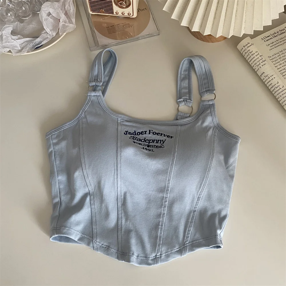 Sexy Tanktops mit Stickerei für Damen, lässige Sport-Crop-Tops im Y2K-Stil mit BH-Einlage, modische schulterfreie Tanktops, lässige Basic-Weste – Detail 10
