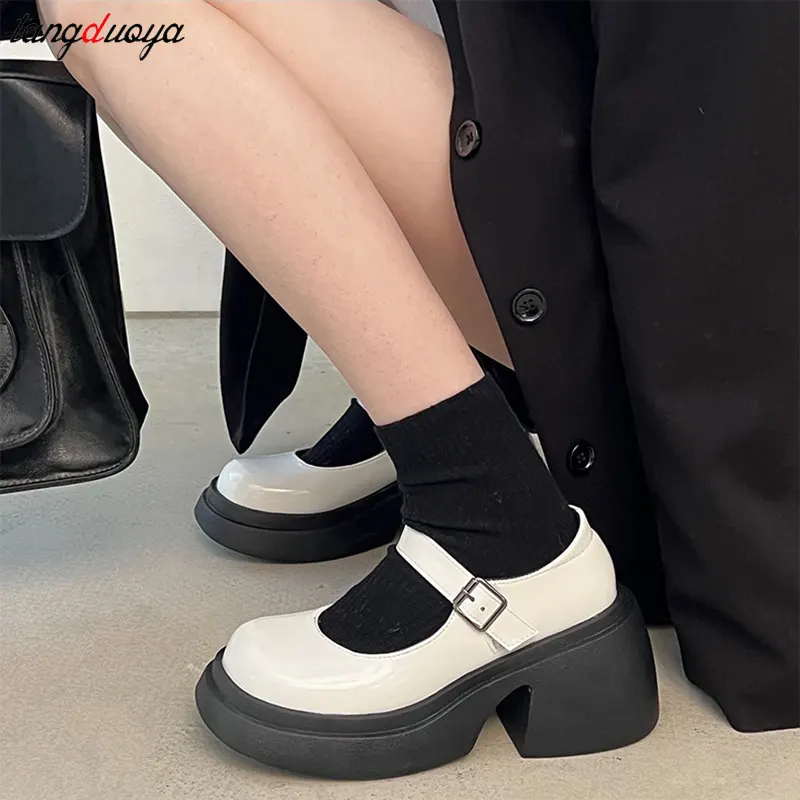 Lolita Shoes Japanese Girl Platform Black High Heels Vintage Round Toe Mary Jane Shoes Women Patent faux Leather Cosplay Shoes