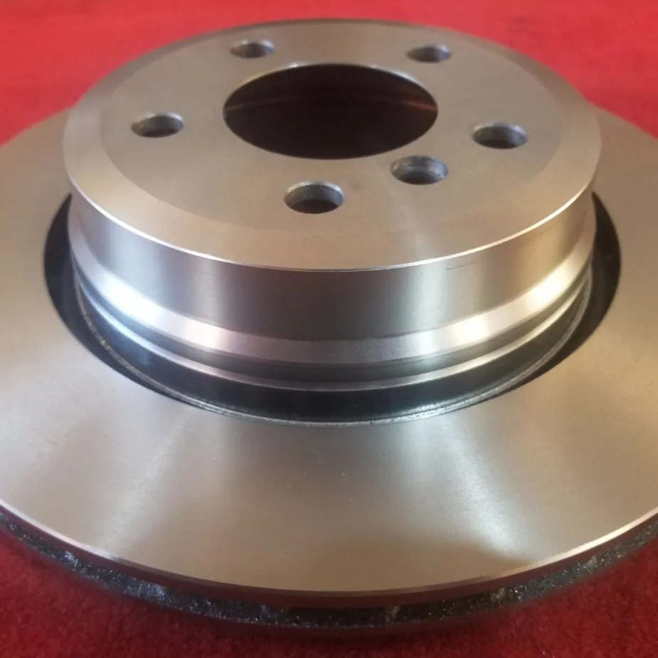 Suitable for 34213332217 BMW X3 (E83) front and rear brake disc, manufacturers wholesale processing modified disc