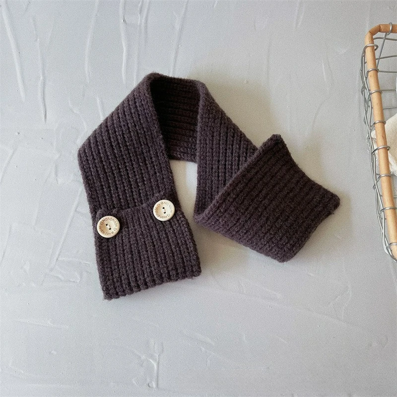 Winter Warm Melard-style Children's Scarf, Retro Wooden Button Baby Knit Neck Warmer, Sweet and Versatile for Everyday Wear