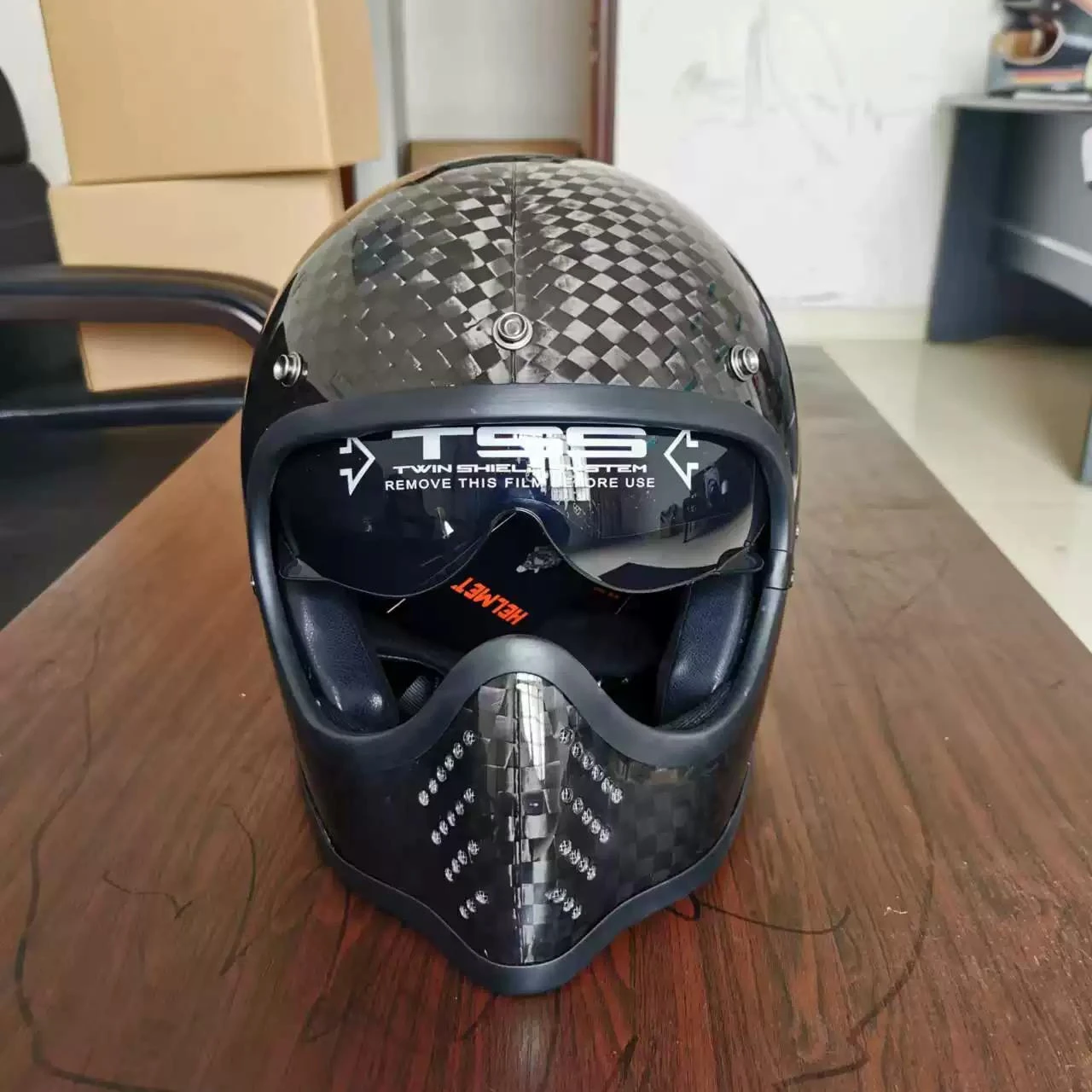 High-quality Chinese-made Motorcycle 12k/3k Forged Pattern Real Carbon Fiber Motorcycle Helmet Can Be OEM Processing