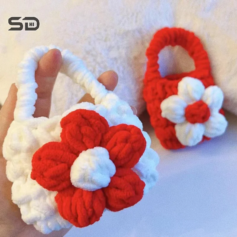 1Pcs Cute Flower Headphone Storage Bag Creative Crochet Earphone Bags Keyring Pendant Cartoon Portable Knitting Mini Coin Purse