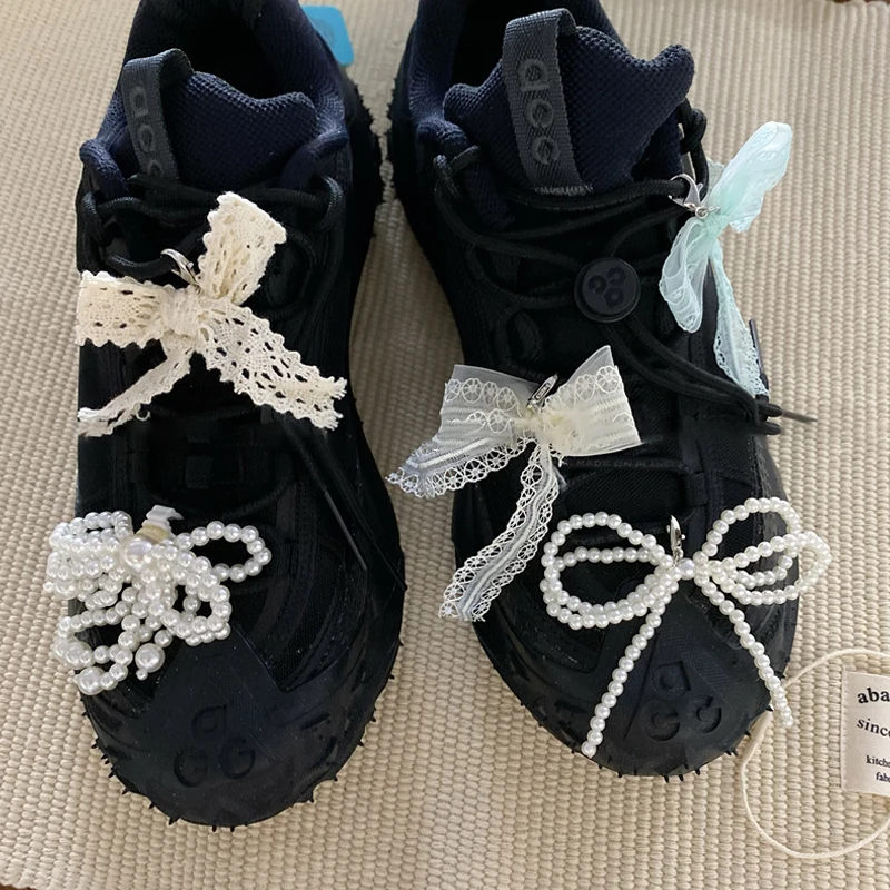 

1/2PCS Lace Bowknot Ribbon Shoes Buckles Ins Style Plush Bear Rabbit Shoelace Buckle Sneakers Pendant Shoelace Accessories