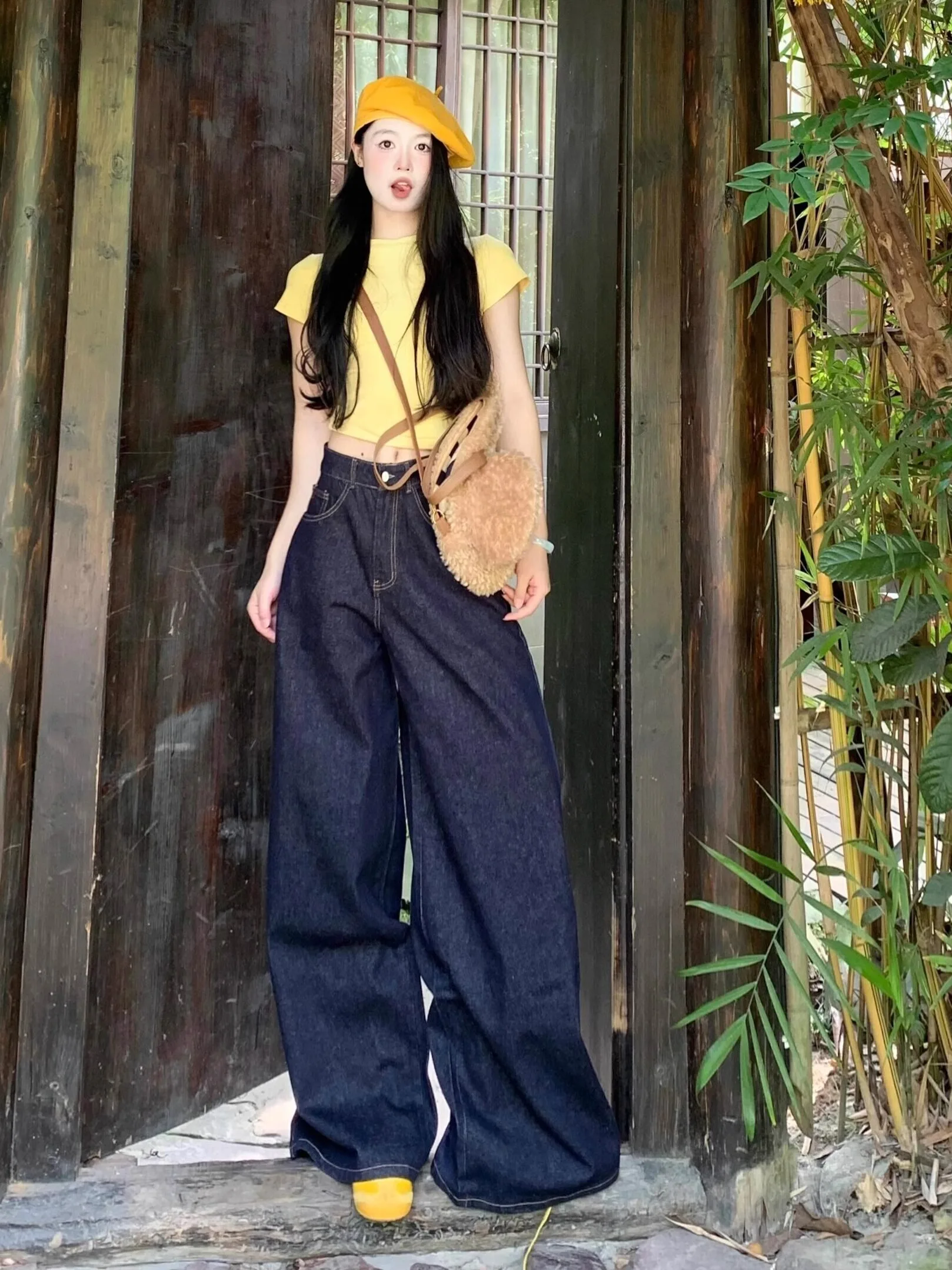 Jeans a gamba larga lunghi fino al pavimento a vita alta blu intenso Donna Autunno Inverno Nuovo Sle Retro Hong Kong Sle Vestibilità ampia Sensazione premium