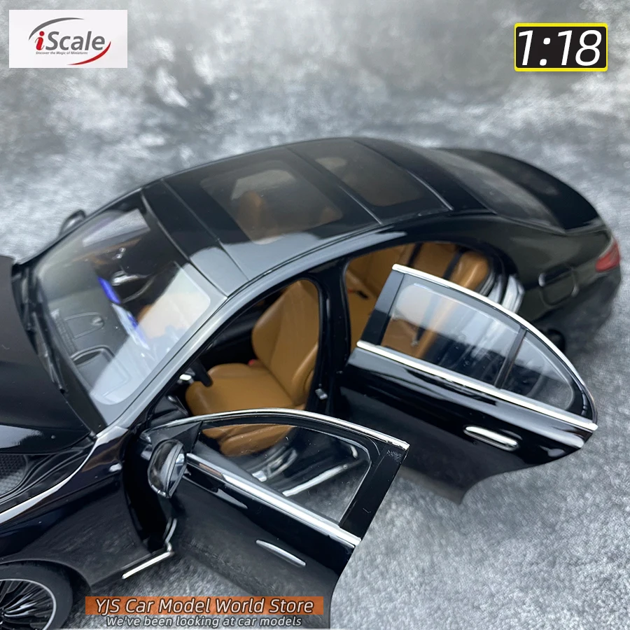 iScale  Diecast model 1:18 scale  E-Klasse E450 W214 New sedan Car model Static decoration Holiday gift collection