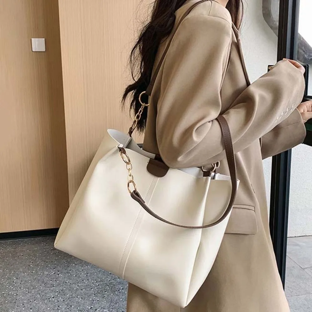 

Solid Color PU Tote Bag Lightweight Magnetic Button Women Shoulder Pouch Anti-splash Water Handbag Large Capacity Commuting Bag