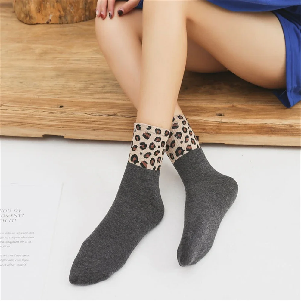 Spring Winter Women Socks Retro Fashion High Street Popular Leopard Stripe Socks Harajuku Cool Chaussettes Femmes Носки Женские