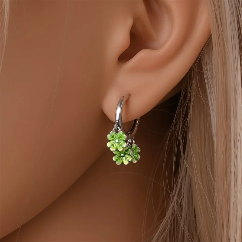 

New 925 Sterling Silver Earring Classic Lucky Clover Women Earrings Exquisite Anniversary Engagement Date Earrings Jewelry Gifts