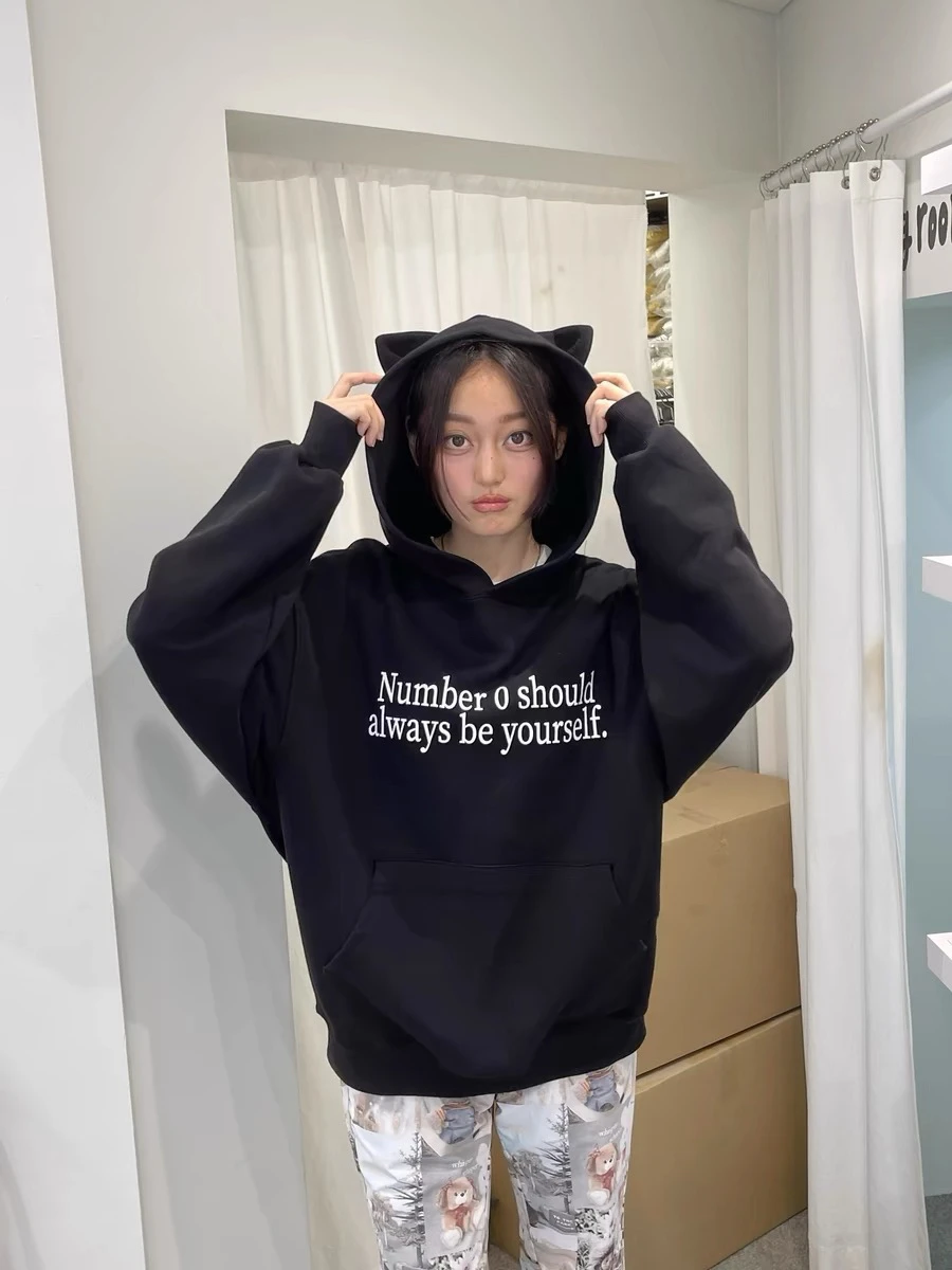 Wystawa fotograficzna Ro Yongmin, 2. edycja, bluza z kapturem z napisem ort Sve Ear, styl uliczny, bawełniana bluza dresowa