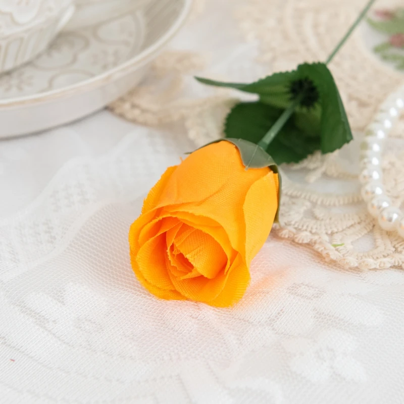 10 Stück Künstliche Blumen Großhandel Rote Seidenrosen-Bouquet Vase Heim- und Raumdekoration Garten Hochzeitskranz Kunstpflanze Großhandel Günstig – Detail 8