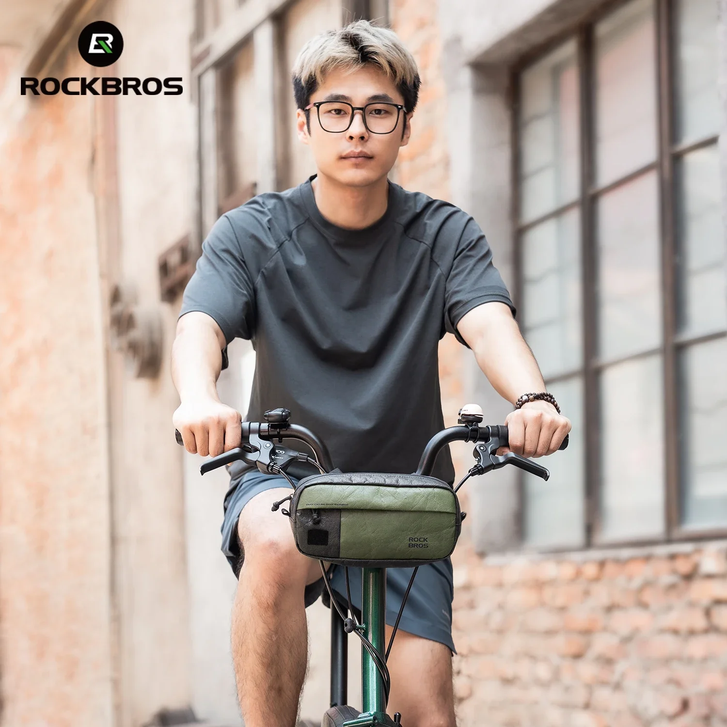 

ROCKBROS Bike Bag 1.5L Capacity Bike Front Bag Multifunctional Lightweight Shoulder Bag Tear Resistant Waterproof Cycling Bag