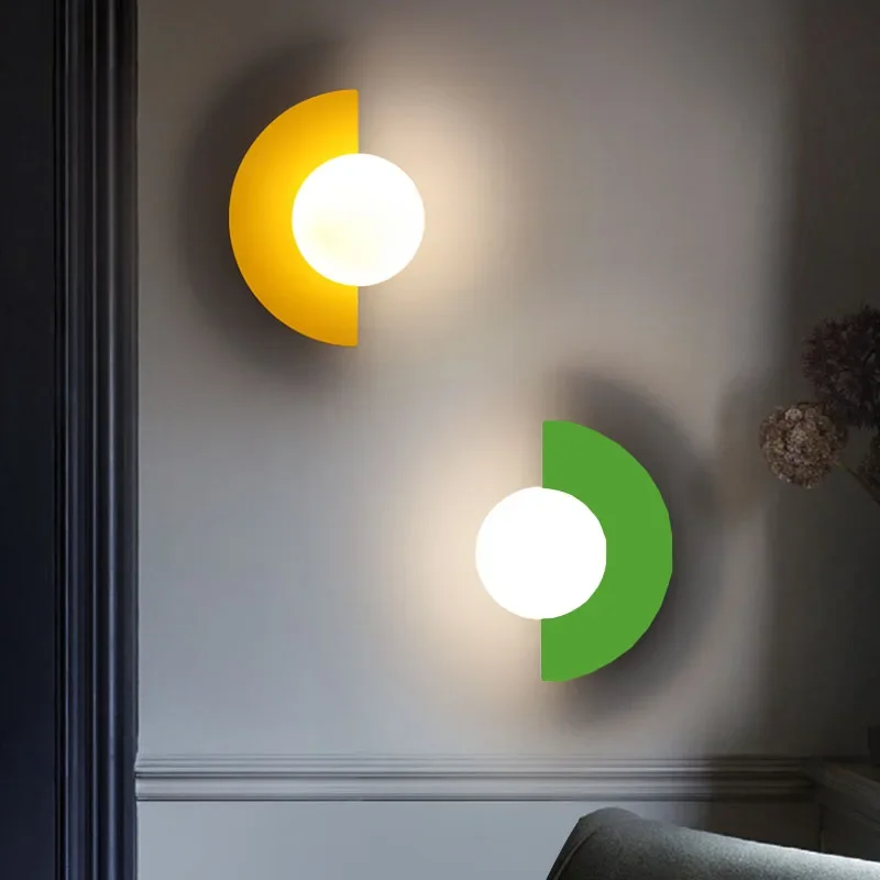 Imagem -04 - Moderno Led Bola de Vidro Lâmpada de Parede Simples Colorido Designer Sconce Quarto Cabeceira Living Corredor Estudo Home Decor