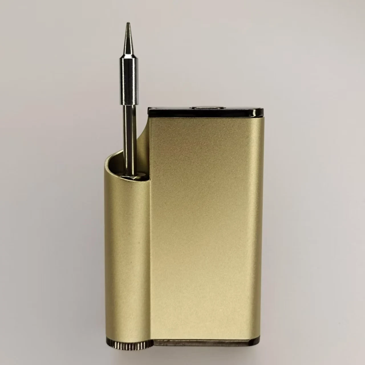 

Аккумулятор с резьбовым соединением 510, мини-коробка для лампочек, портативный электронный осветительный прибор, электрический паяльник, инструмент для сварки под напряжением.