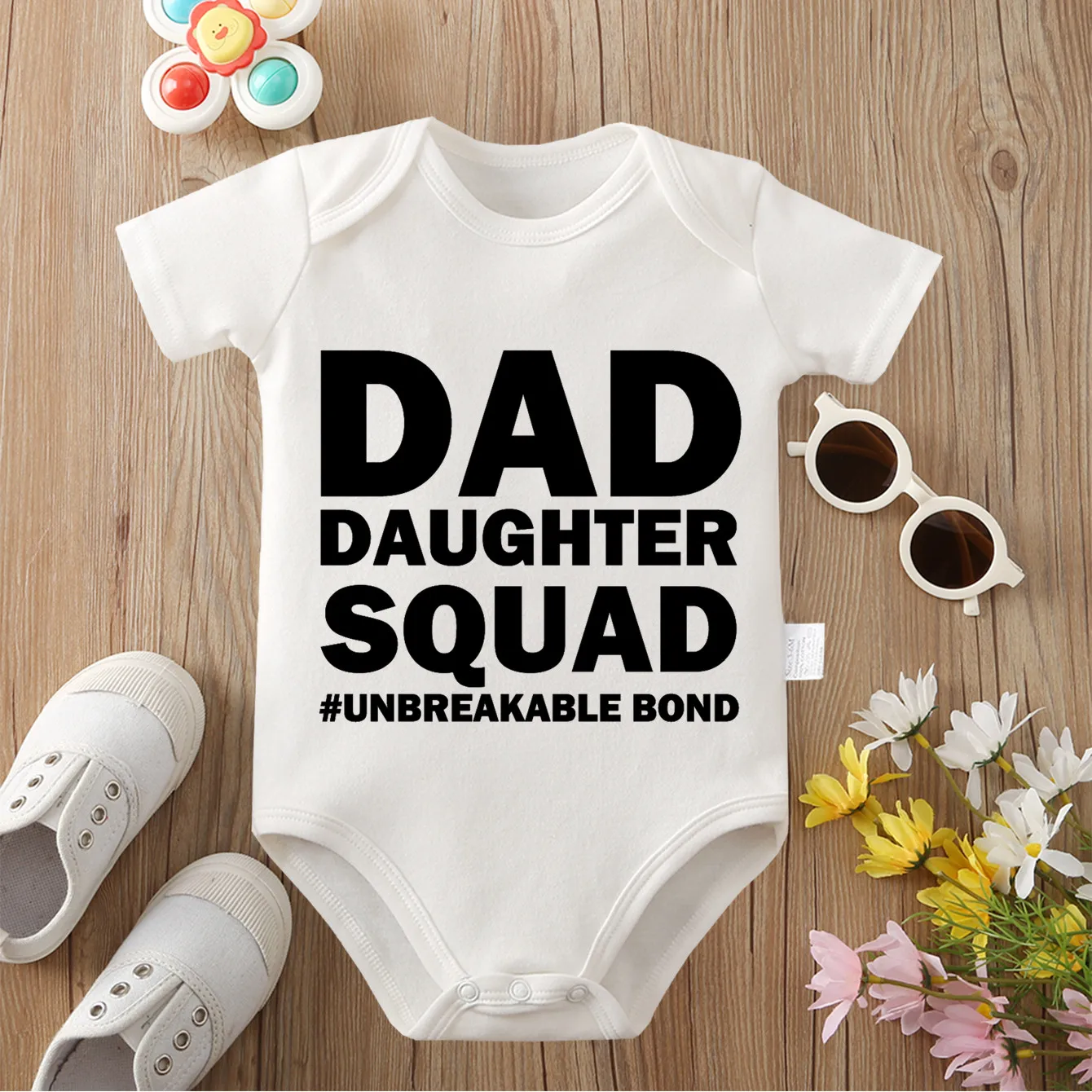 

Daddy's Girl Exquisite Print Pure Cotton Cloths Comfortable Soft Onesie Bodysuit for Baby Jumpsuit for 0 To 12 Months Newborn