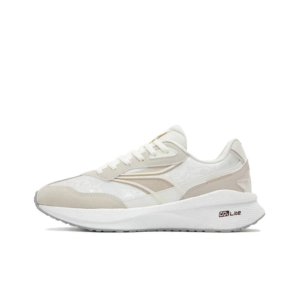 361° Long Wind 4 Low top Breathable Casual Shoes Women's White Beige 682436703-1